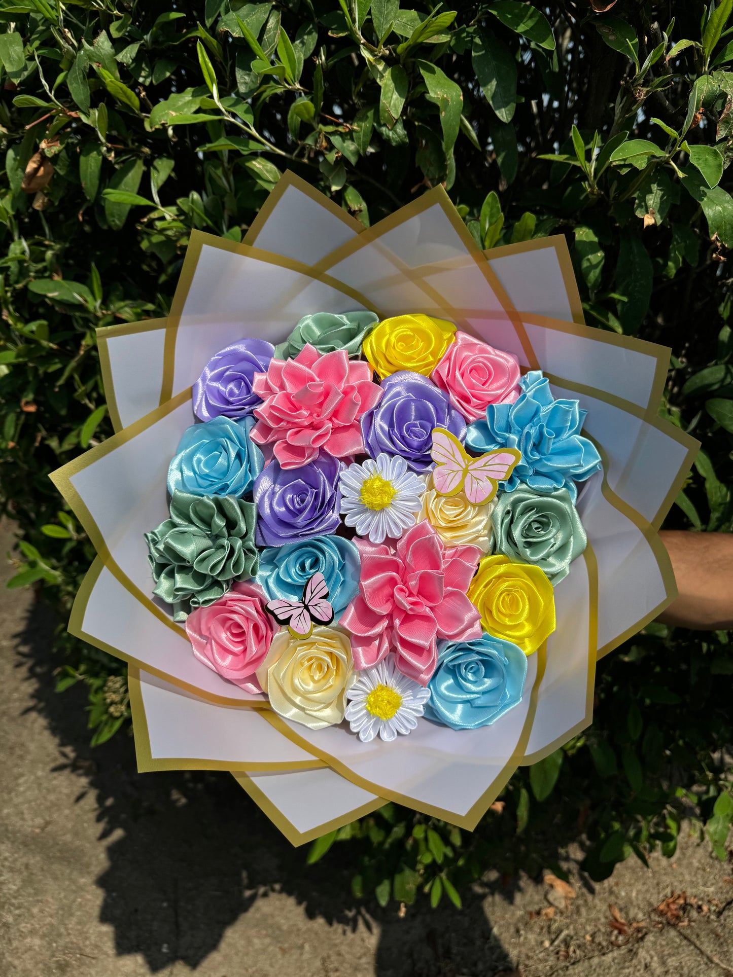 Eternal ribbon bouquet - dahlia, daisies and roses