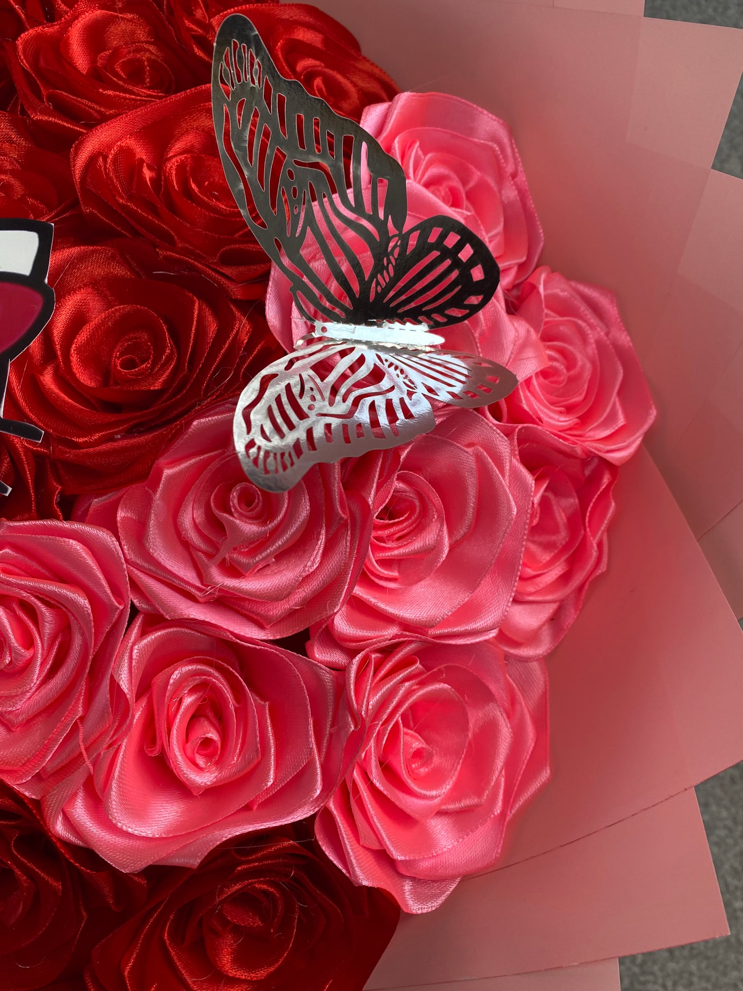Eternal ribbon rose bouquet - hello kitty